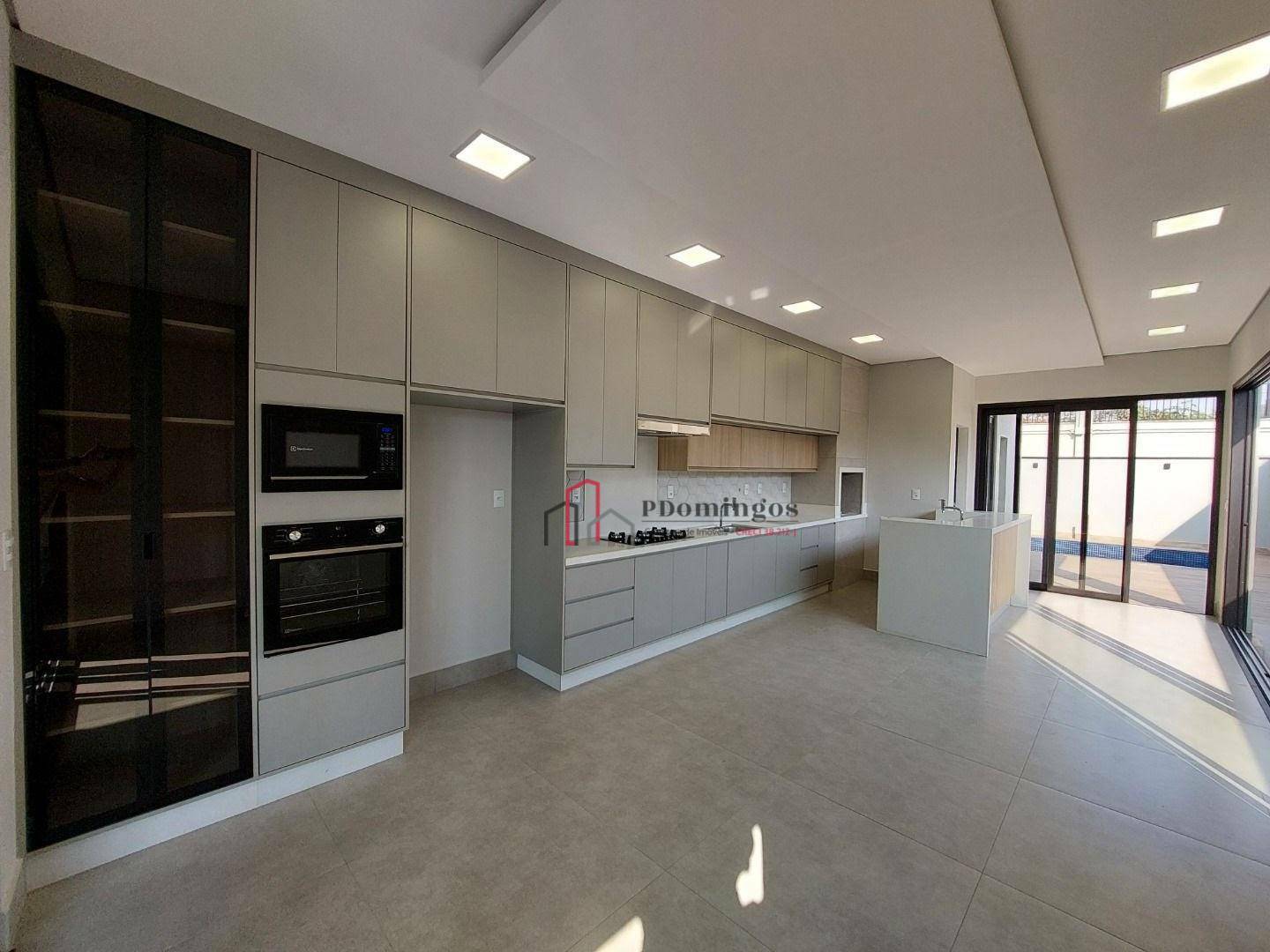 Casa de Condomínio à venda com 3 quartos, 216m² - Foto 10