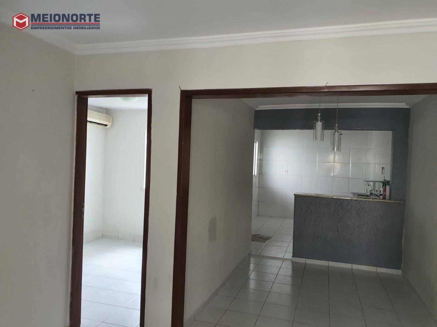 Casa para alugar com 2 quartos, 128m² - Foto 2