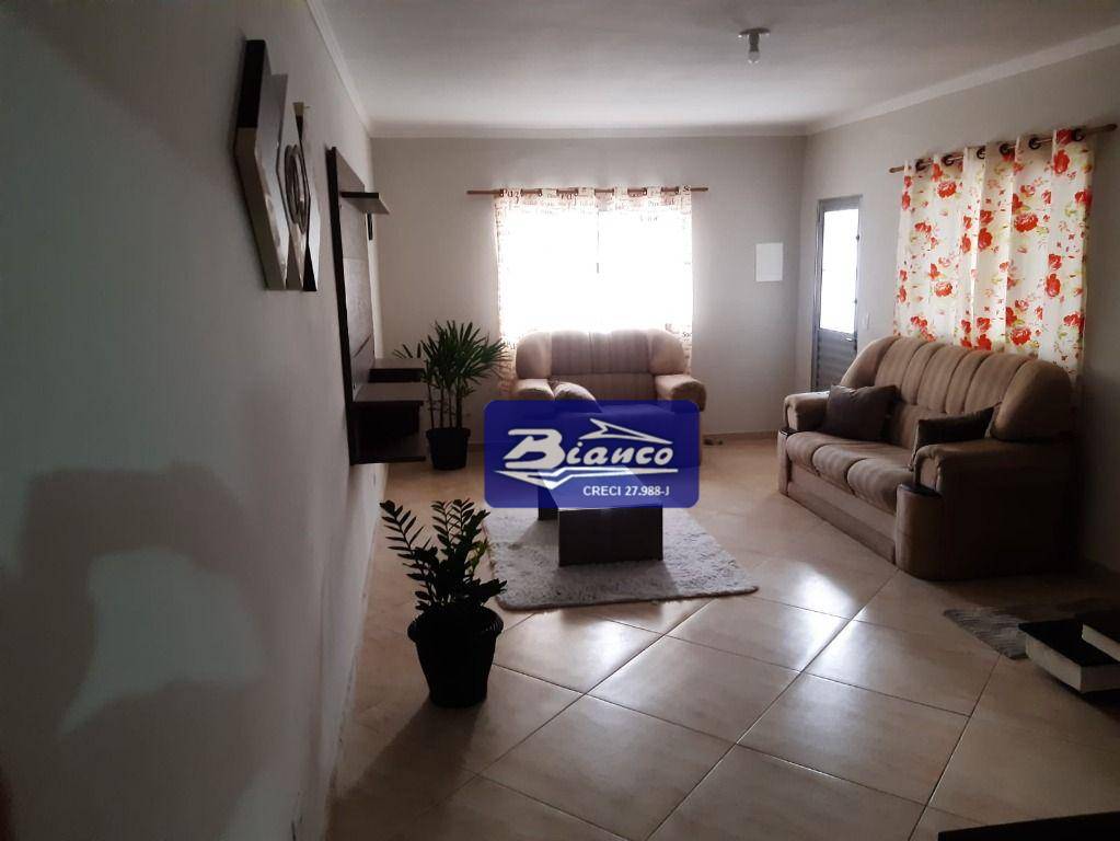 Sobrado à venda com 3 quartos, 224m² - Foto 1
