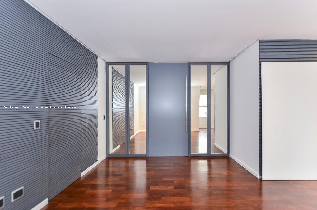 Apartamento à venda com 3 quartos, 236m² - Foto 15