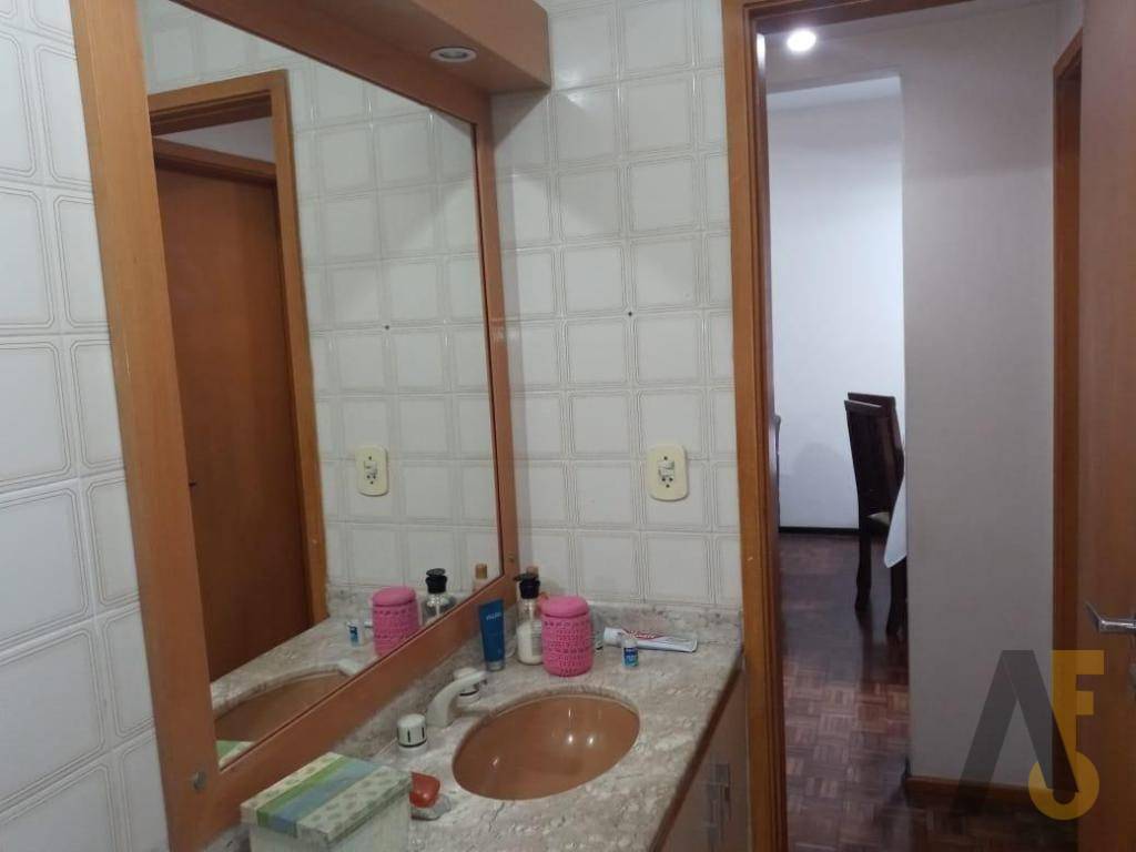 Apartamento à venda com 2 quartos, 116m² - Foto 9