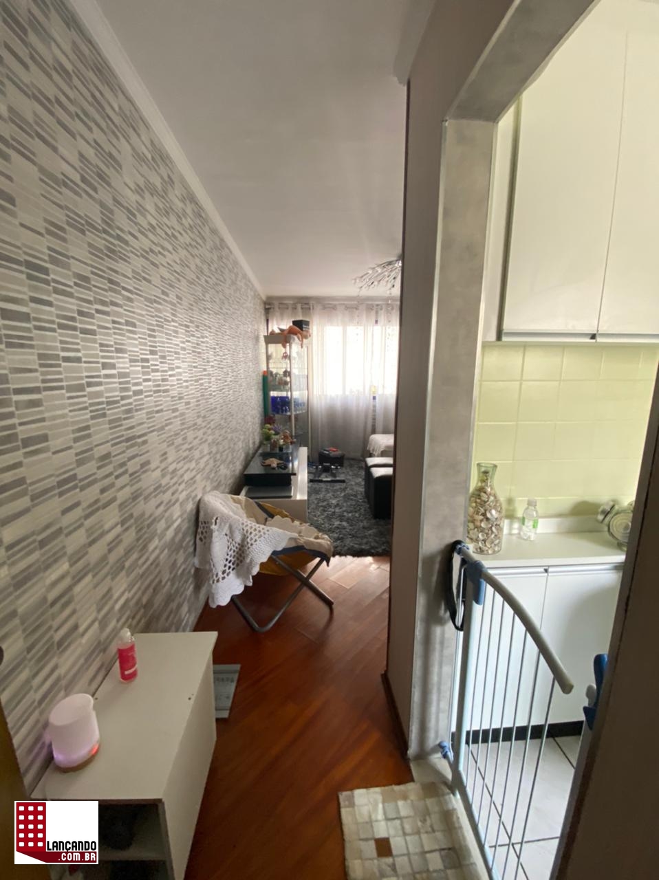 Apartamento à venda com 2 quartos, 70m² - Foto 3