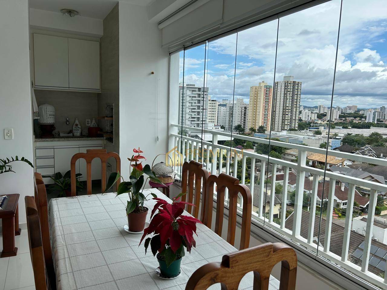 Apartamento à venda com 2 quartos, 71m² - Foto 9