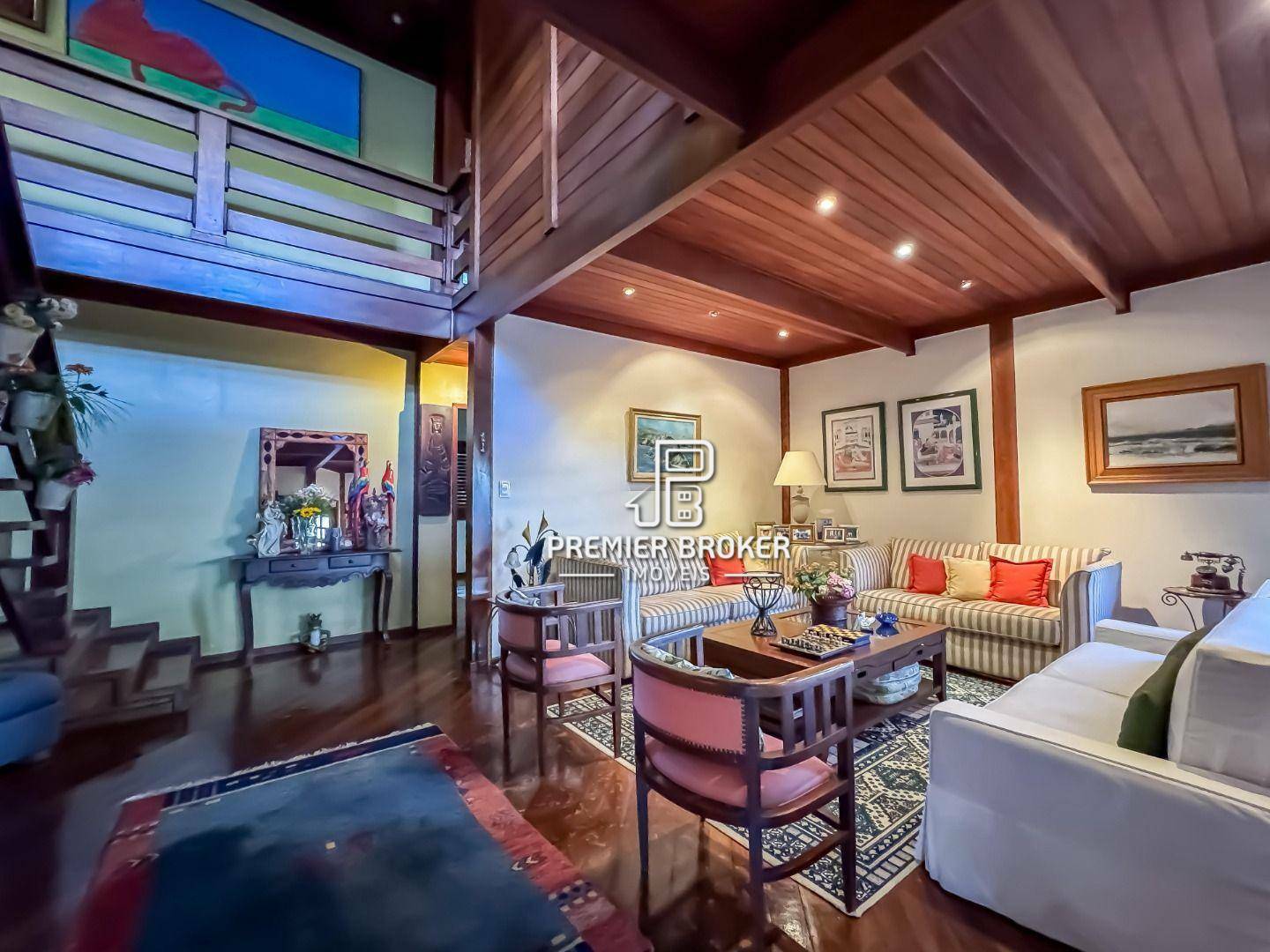 Casa de Condomínio à venda com 4 quartos, 230m² - Foto 2