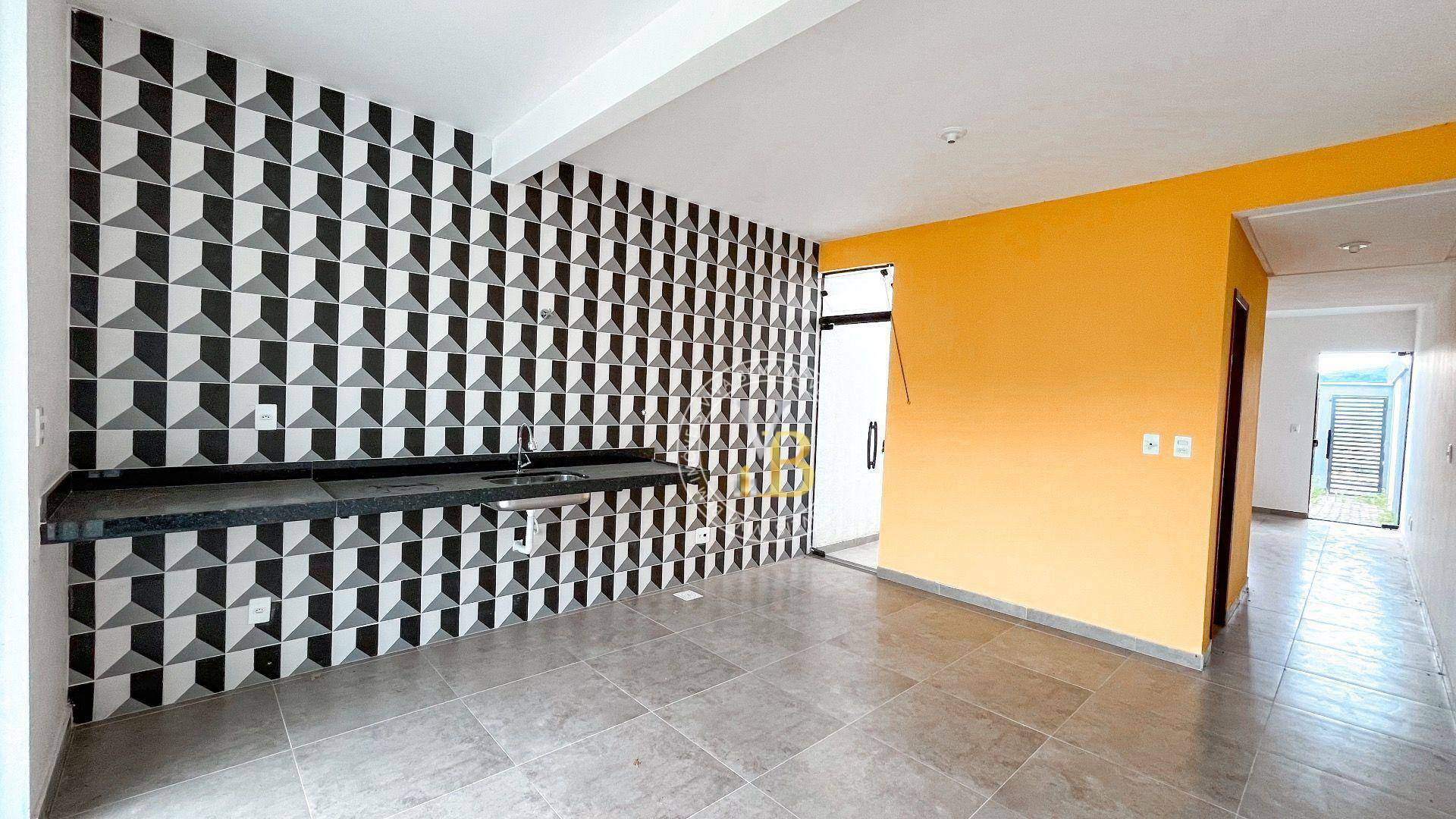 Casa à venda com 3 quartos, 90m² - Foto 5