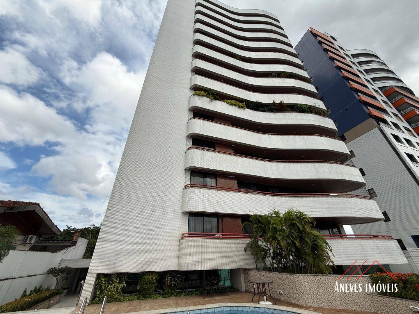 Apartamento à venda com 3 quartos, 221m² - Foto 6