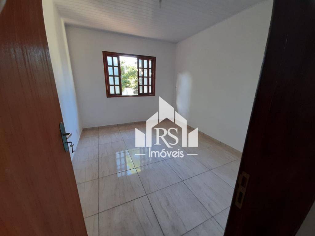 Casa à venda com 2 quartos, 90m² - Foto 5