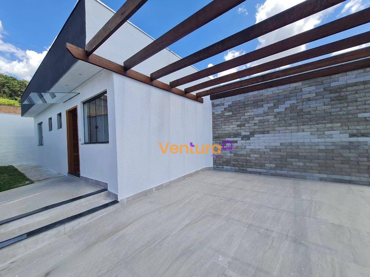 Casa à venda com 3 quartos, 130m² - Foto 1