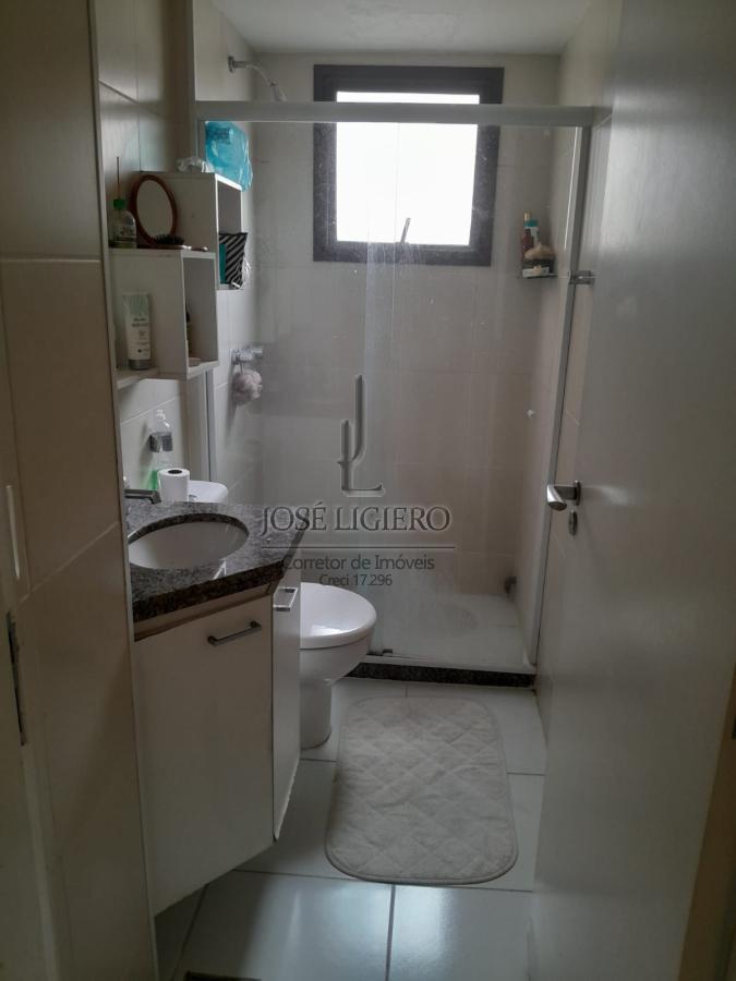 Apartamento à venda com 2 quartos, 65m² - Foto 5