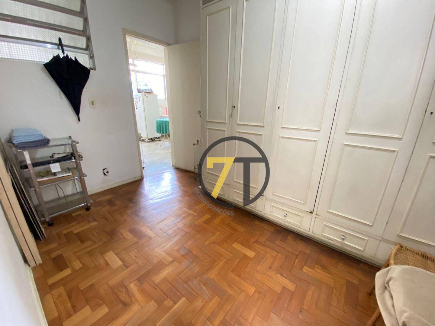 Apartamento à venda com 4 quartos, 182m² - Foto 26