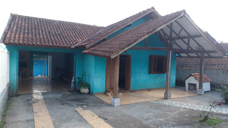 Casa à venda com 2 quartos, 93m² - Foto 1