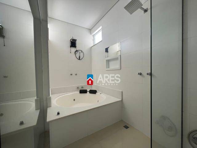 Casa à venda com 4 quartos, 301m² - Foto 48