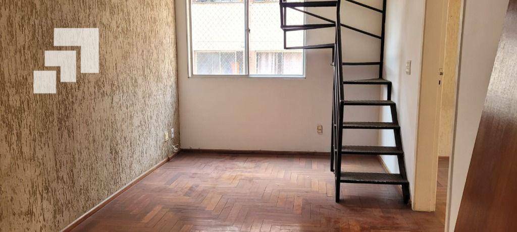 Apartamento à venda com 3 quartos, 90m² - Foto 4