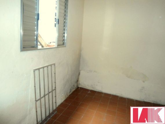 Casa para alugar com 2 quartos, 95m² - Foto 8