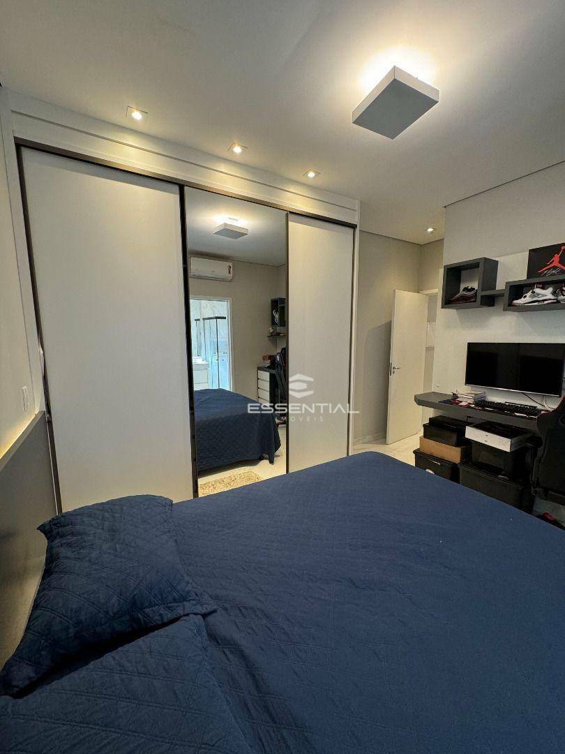 Casa de Condomínio à venda com 3 quartos, 230m² - Foto 24