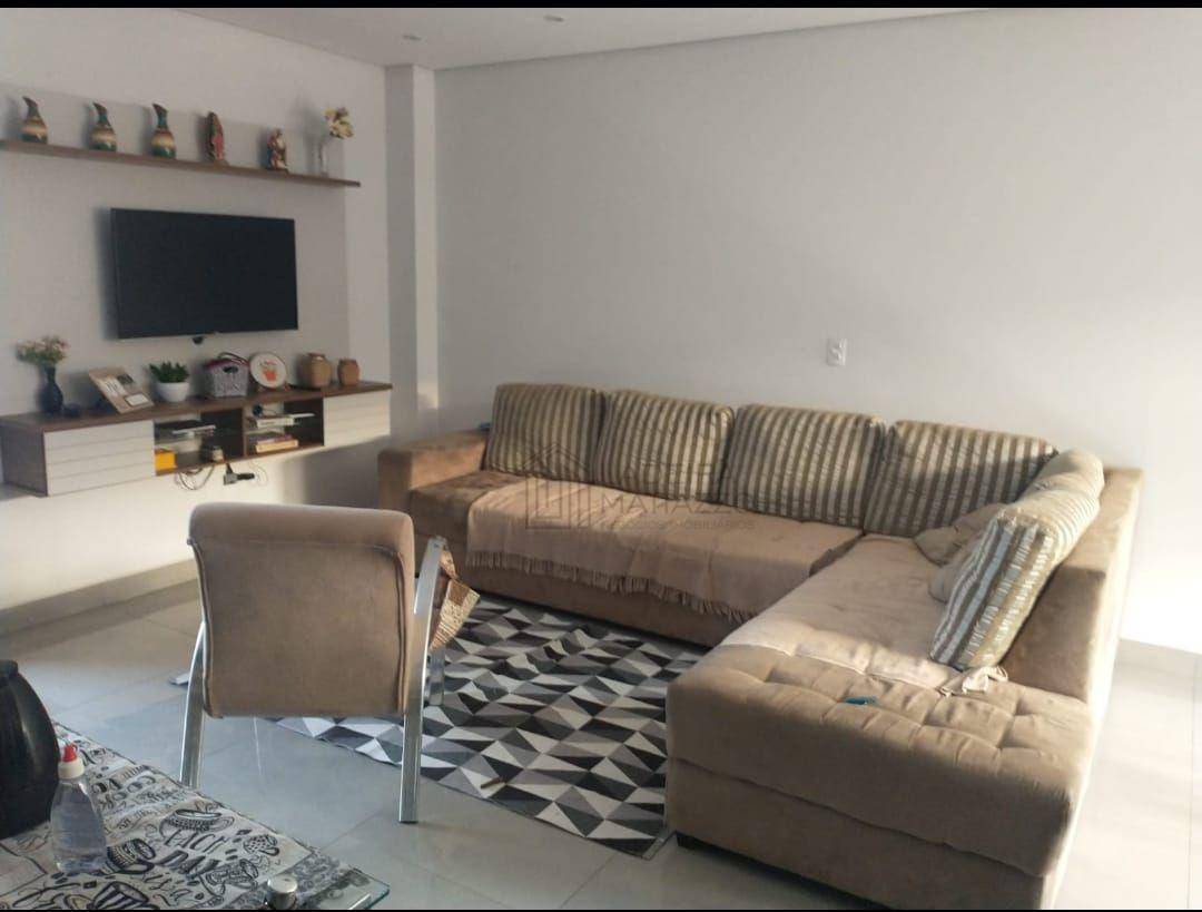 Casa à venda com 3 quartos, 98m² - Foto 2