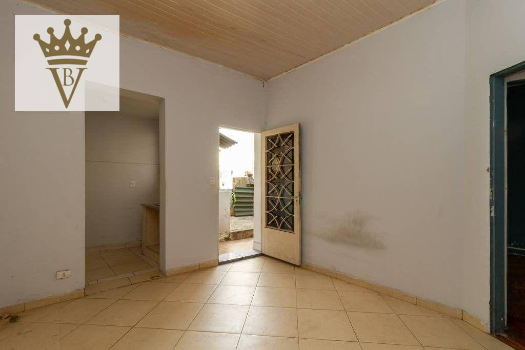 Casa para alugar com 3 quartos, 400m² - Foto 27