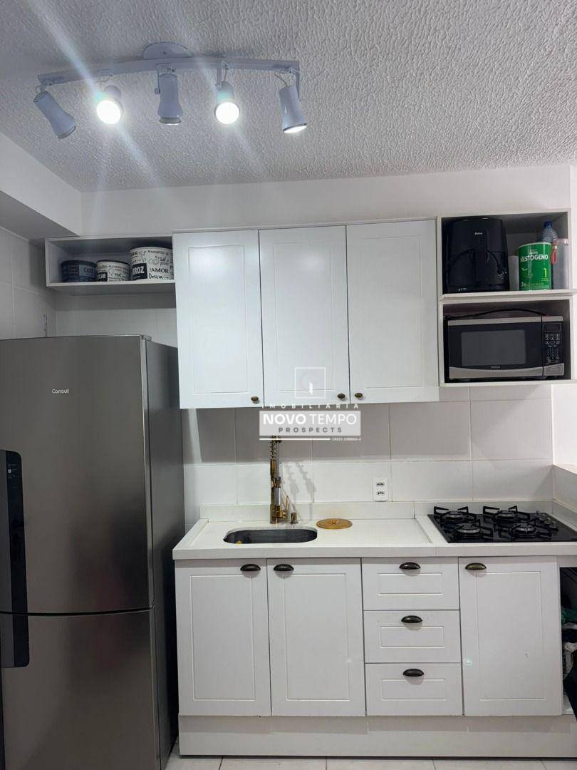 Apartamento para alugar com 2 quartos, 33m² - Foto 8