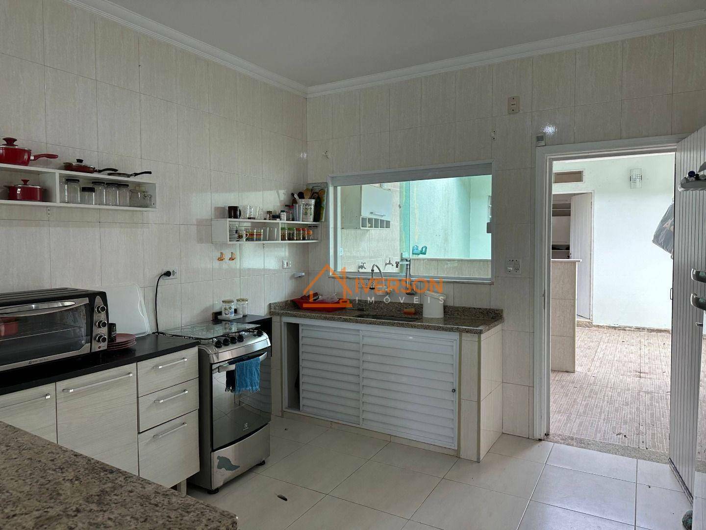 Casa, 3 quartos, 170 m² - Foto 3