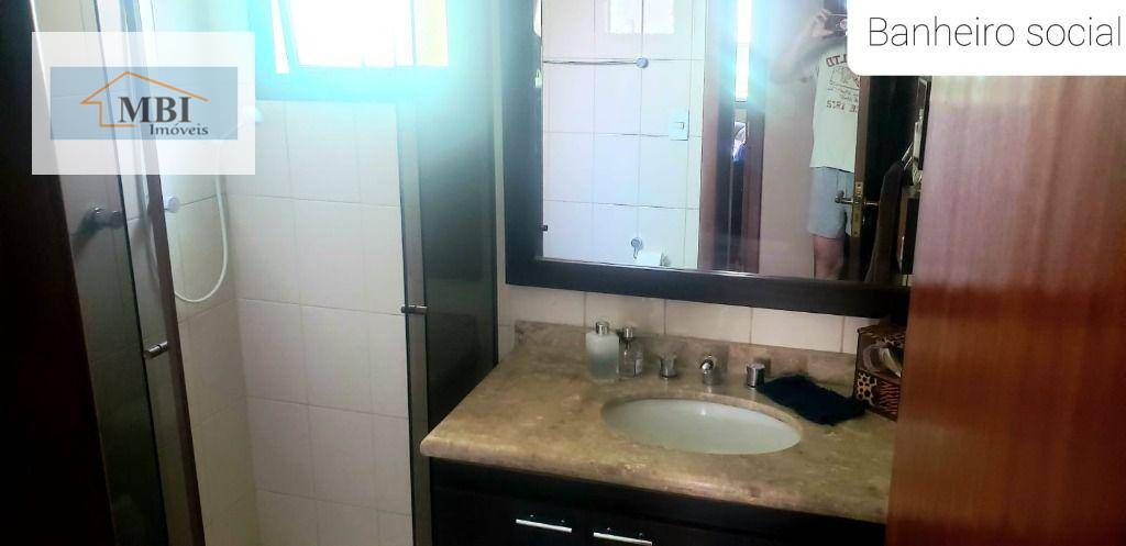 Apartamento à venda com 3 quartos, 130m² - Foto 22