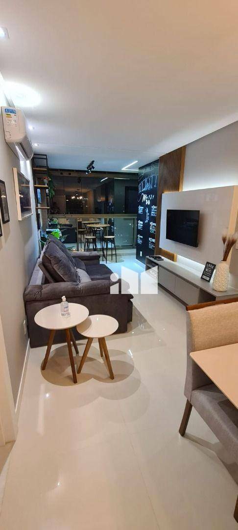 Apartamento à venda com 2 quartos, 72m² - Foto 12