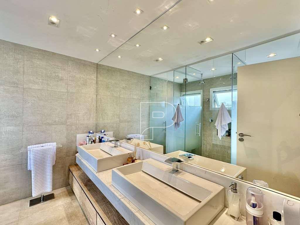 Casa de Condomínio à venda com 4 quartos, 463m² - Foto 25
