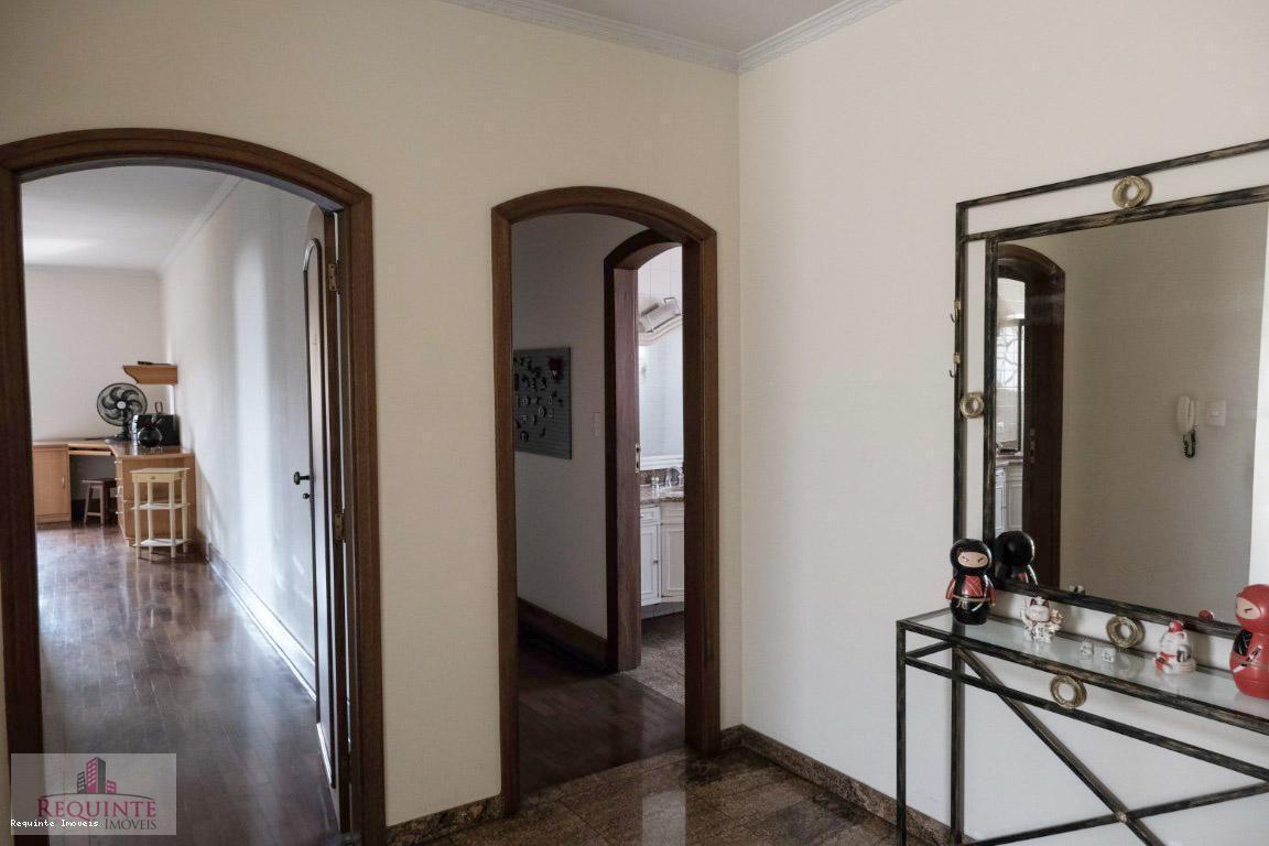 Sobrado à venda com 4 quartos, 540m² - Foto 19