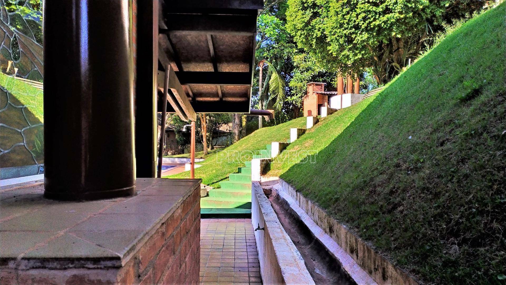 Casa de Condomínio para alugar com 3 quartos, 248m² - Foto 43