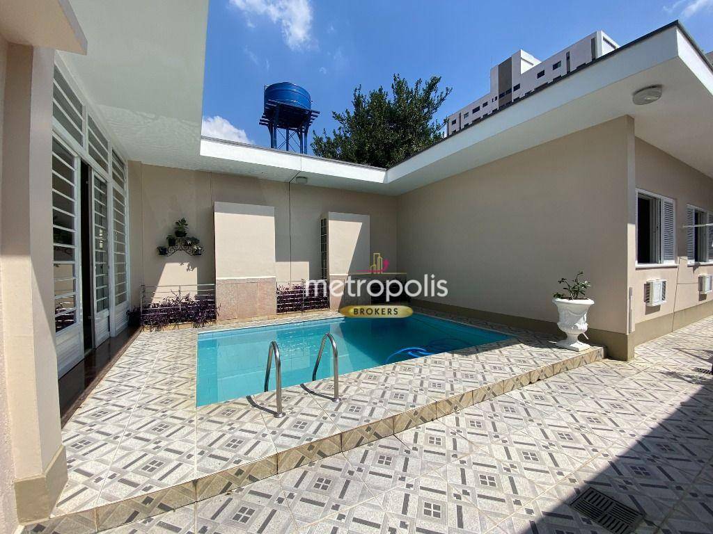 Casa à venda e aluguel com 3 quartos, 350m² - Foto 5