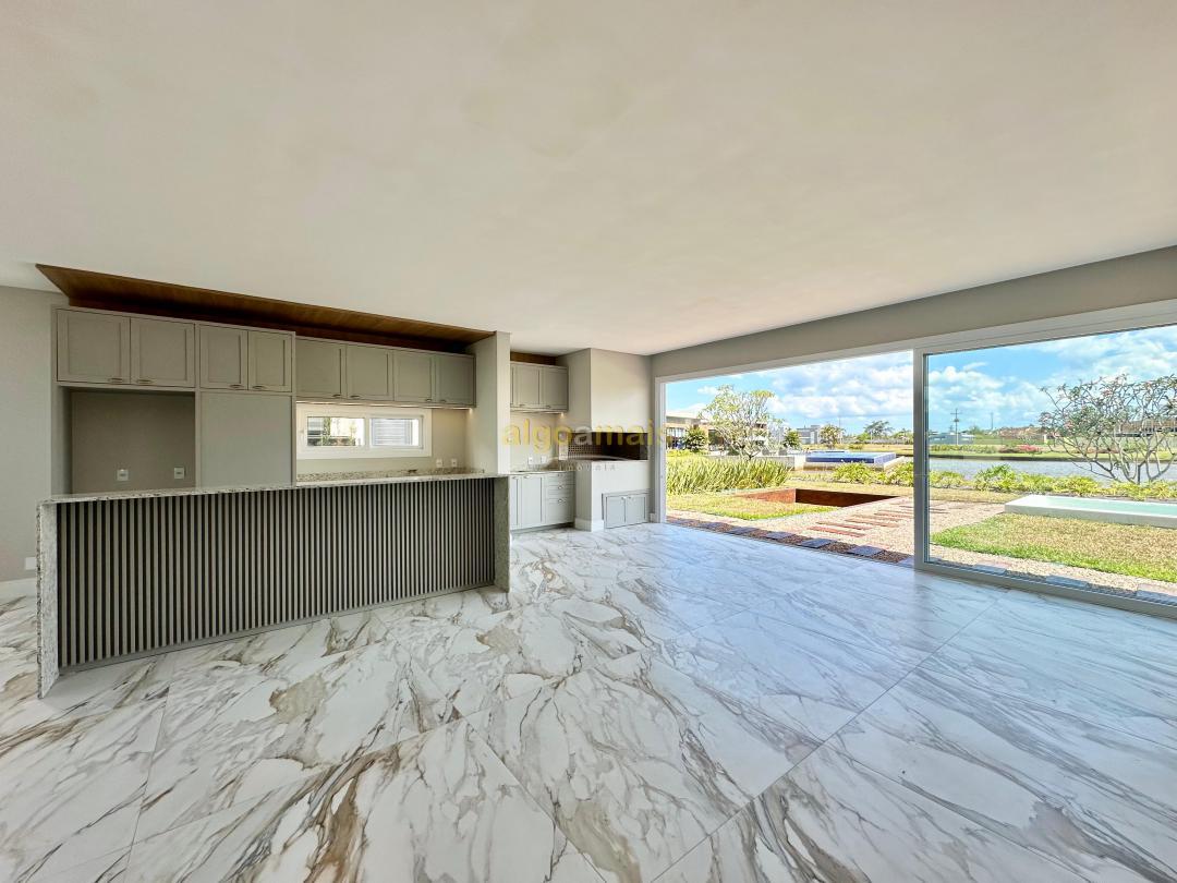 Casa de Condomínio à venda com 4 quartos, 330m² - Foto 7