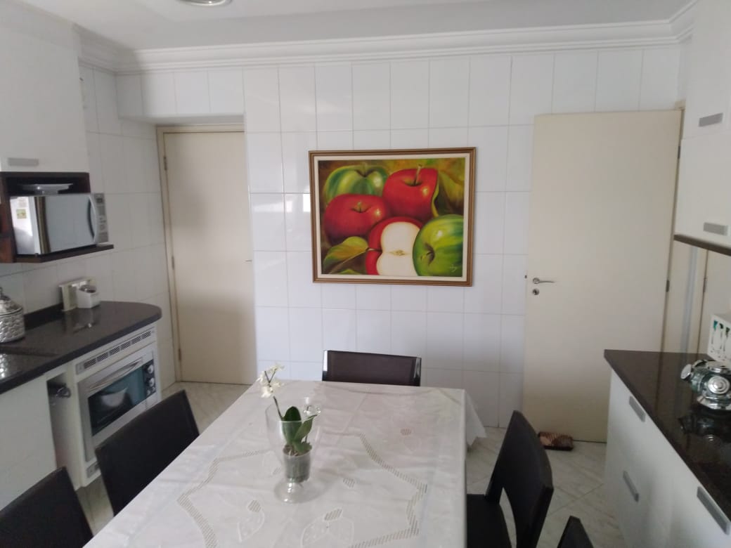 Apartamento à venda com 3 quartos, 143m² - Foto 12