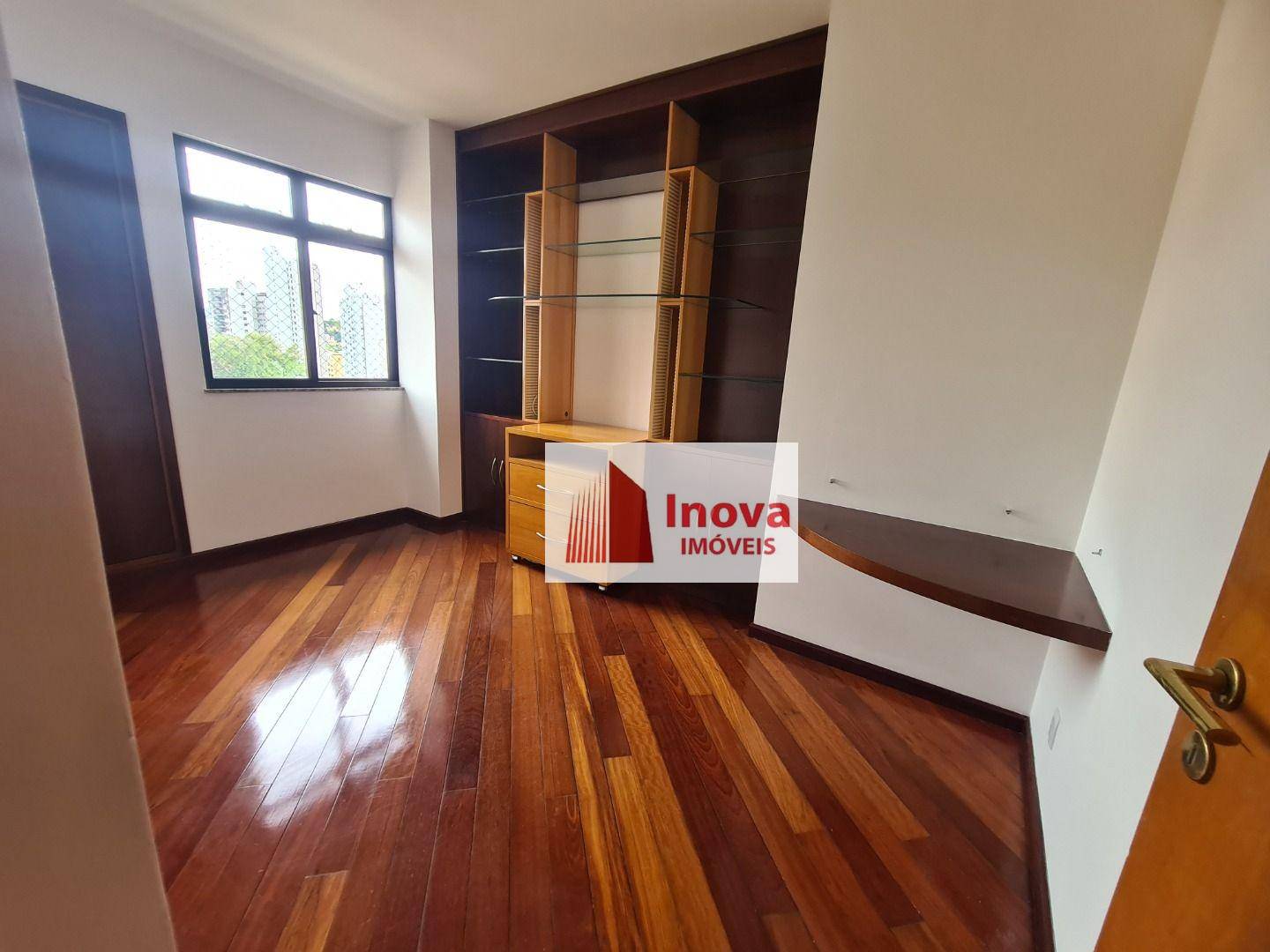 Apartamento à venda com 3 quartos, 110m² - Foto 17