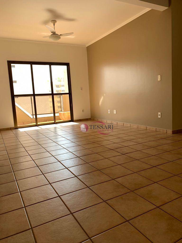 Apartamento para alugar com 3 quartos, 126m² - Foto 2