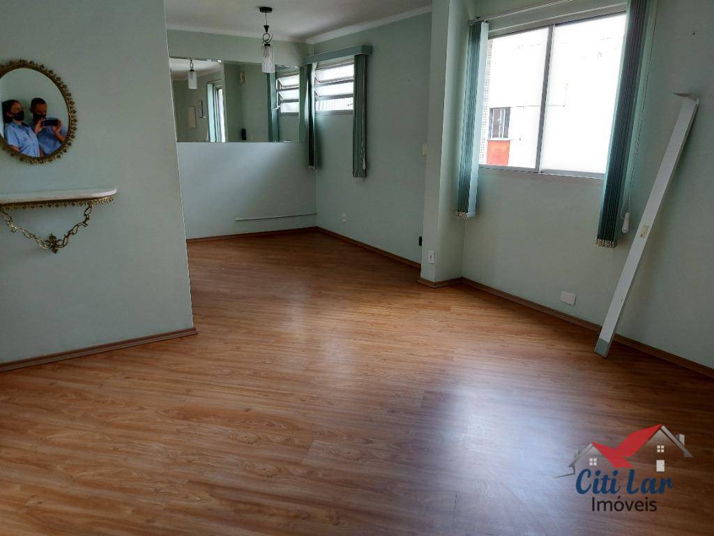 Apartamento para alugar com 2 quartos, 70m² - Foto 2