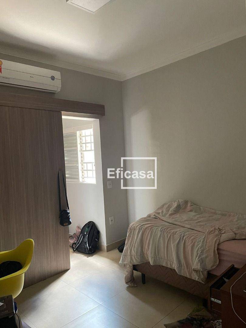 Casa à venda com 3 quartos, 88m² - Foto 15