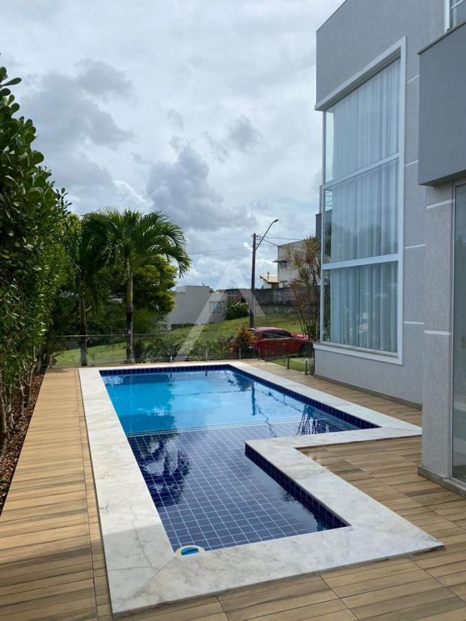 Casa de Condomínio à venda com 5 quartos, 275m² - Foto 1