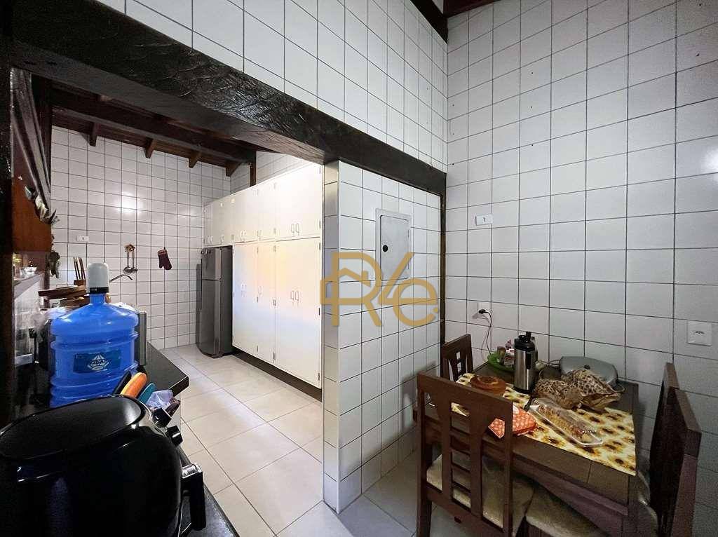 Casa de Condomínio à venda com 4 quartos, 320m² - Foto 30