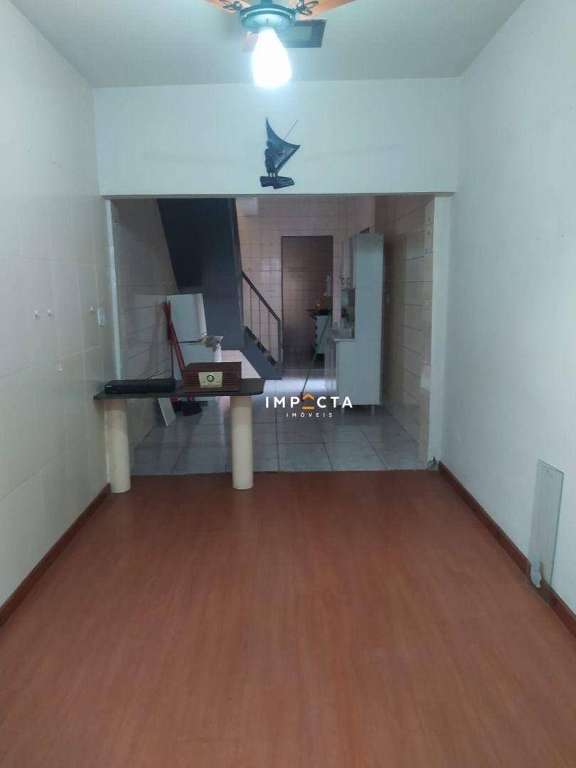Casa à venda com 3 quartos, 184m² - Foto 6