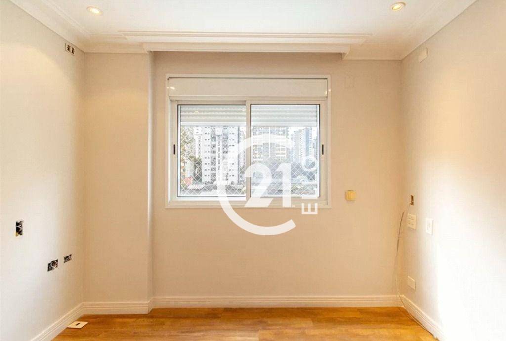 Apartamento à venda com 4 quartos, 200m² - Foto 12