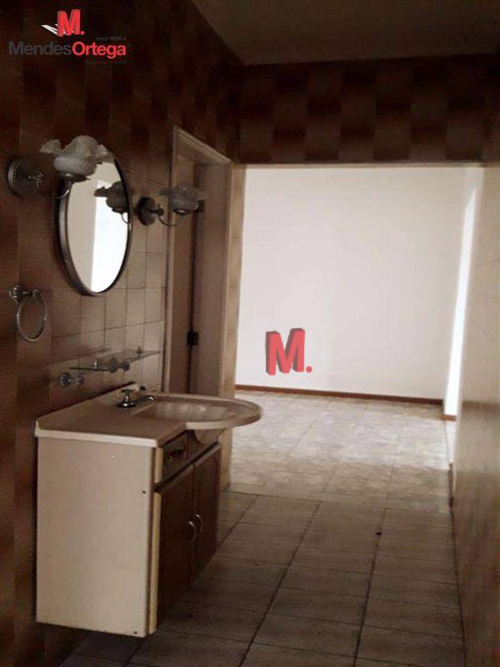 Casa à venda com 3 quartos, 250m² - Foto 17