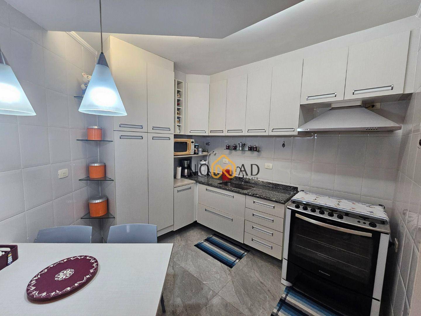 Apartamento à venda com 2 quartos, 80m² - Foto 13