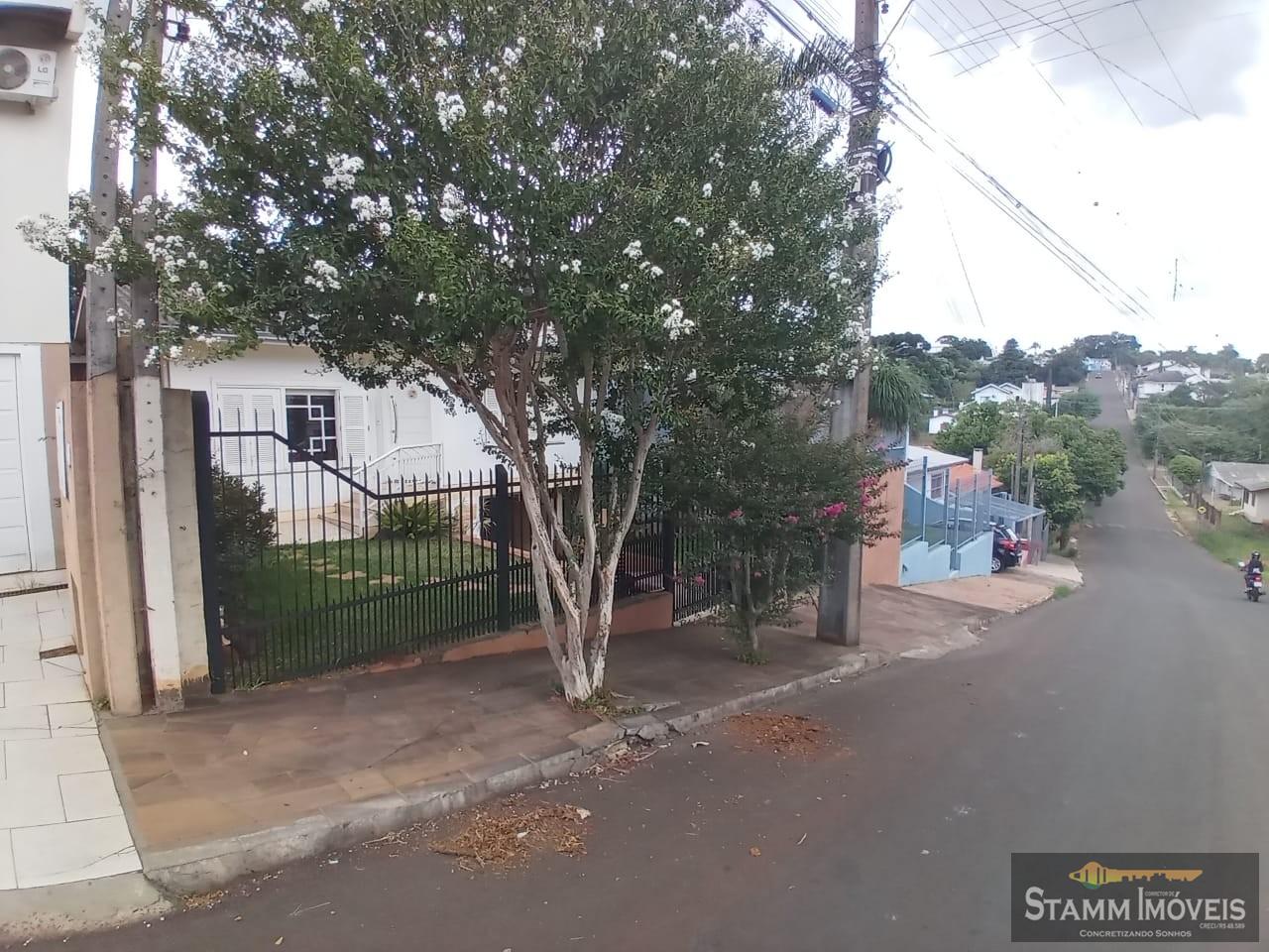 Casa à venda com 3 quartos, 376m² - Foto 3