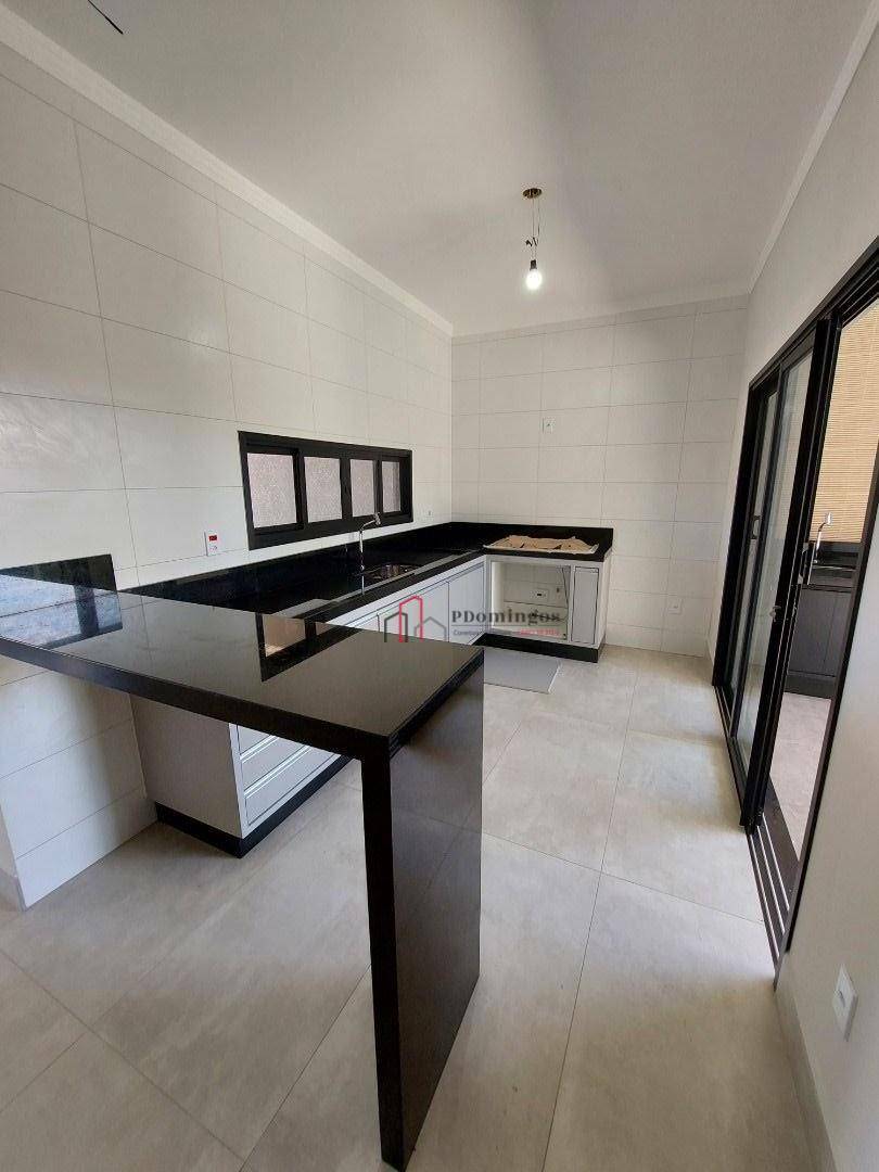 Casa de Condomínio à venda com 3 quartos, 139m² - Foto 4