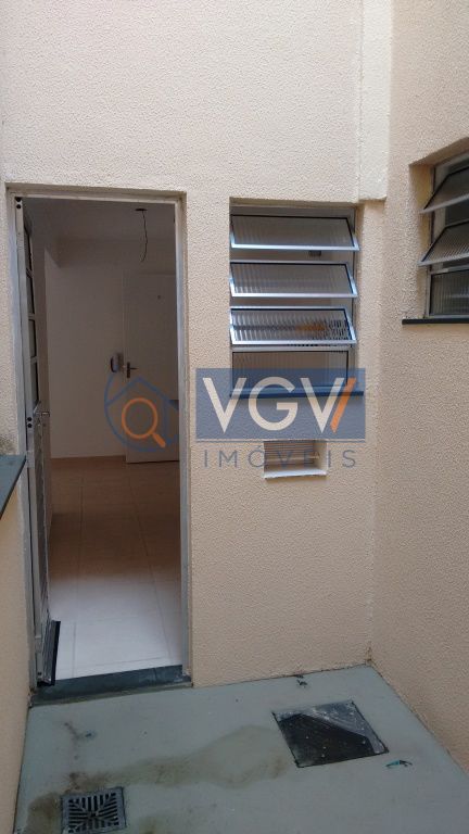 Apartamento à venda com 2 quartos, 41m² - Foto 14