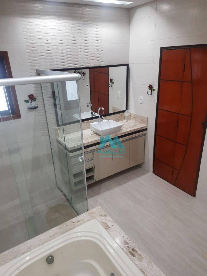 Sobrado à venda com 3 quartos, 250m² - Foto 4