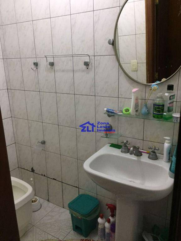 Sobrado à venda com 3 quartos, 200m² - Foto 22