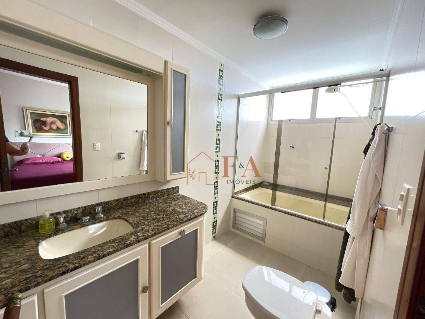 Apartamento à venda com 3 quartos, 142m² - Foto 25