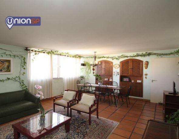 Apartamento à venda com 3 quartos, 158m² - Foto 1