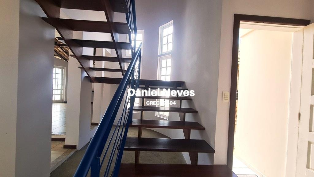 Casa de Condomínio à venda com 4 quartos, 223m² - Foto 15