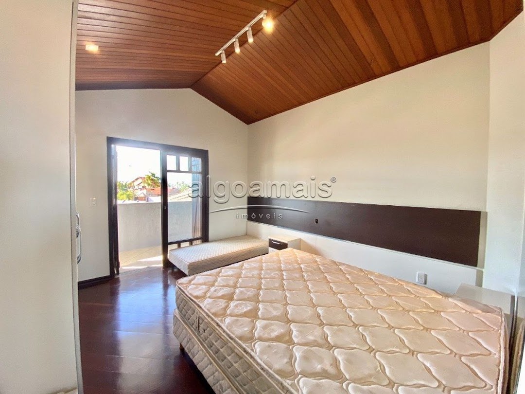 Casa à venda com 5 quartos, 312m² - Foto 61